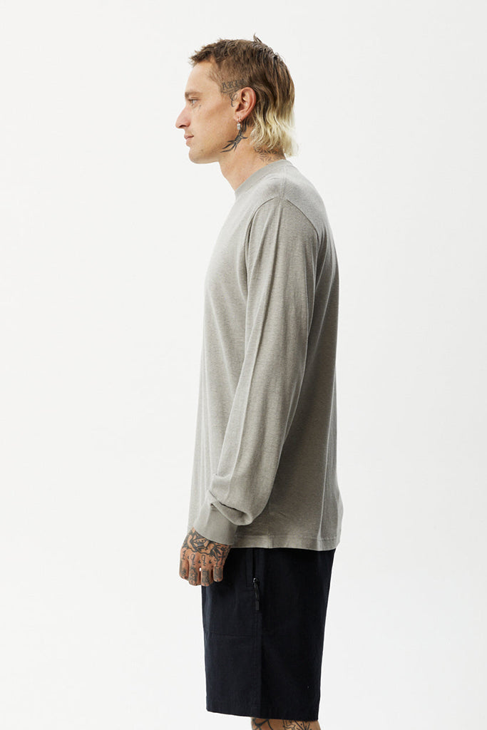 Afends Essential Hemp Retro L/S Tee Olive