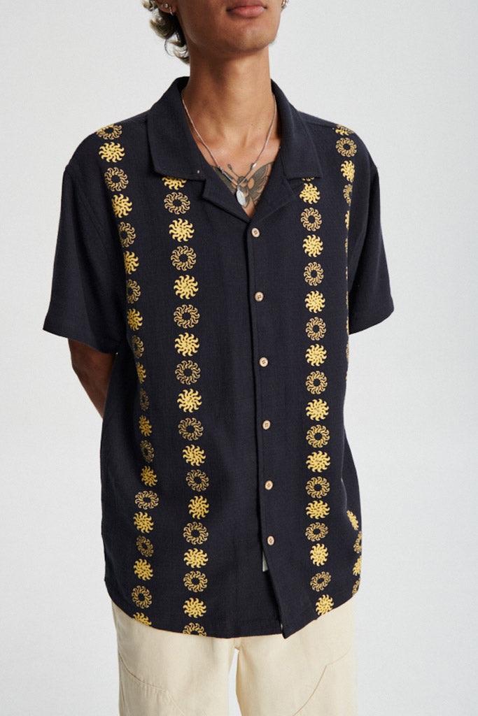 Critical Slide Morning Bowlo Shirt Black