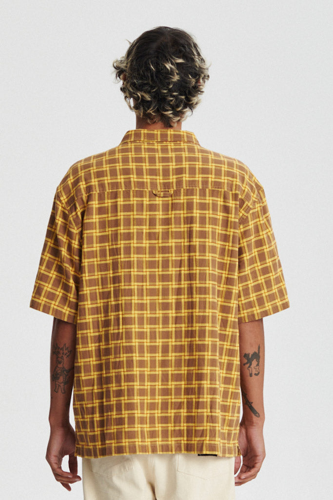 Critical Slide Stock Ss Shirt Yolk