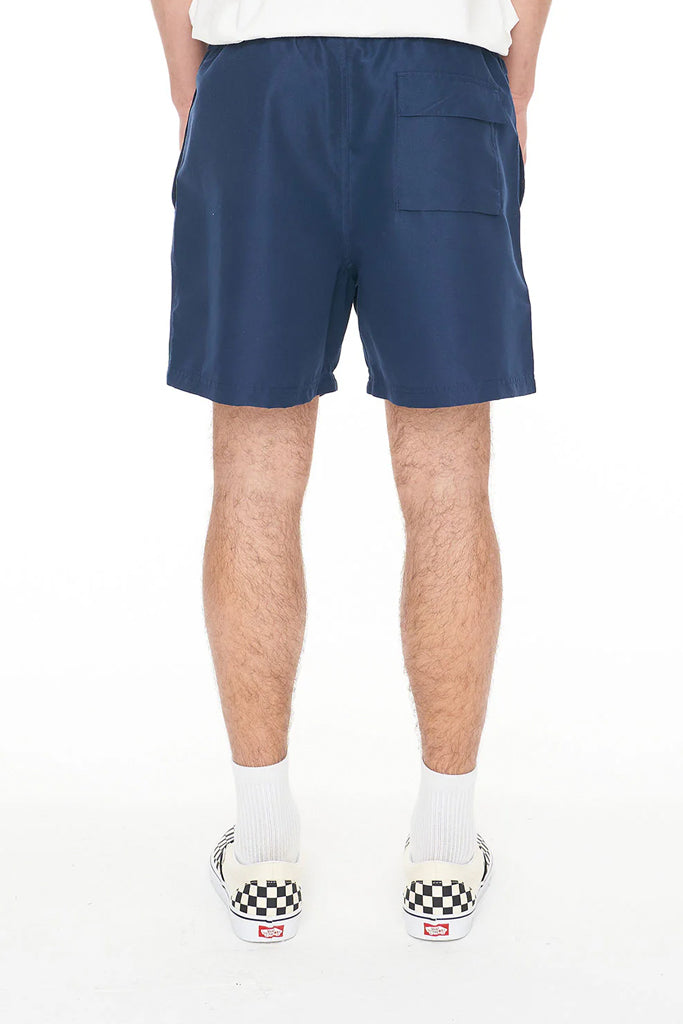 Huffer Staple Trunk Navy Lineup