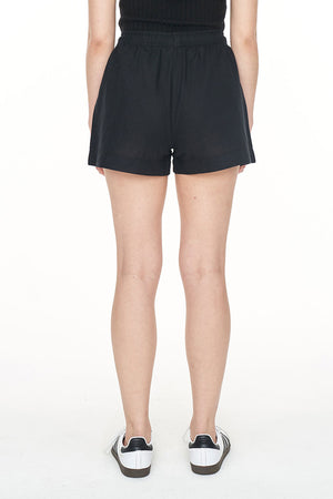 Huffer Lin-In Skipper Short Black