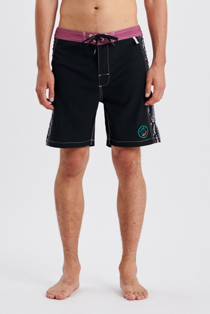 Critical Slide Boneyard 18&quot; Panel Boardshort Black