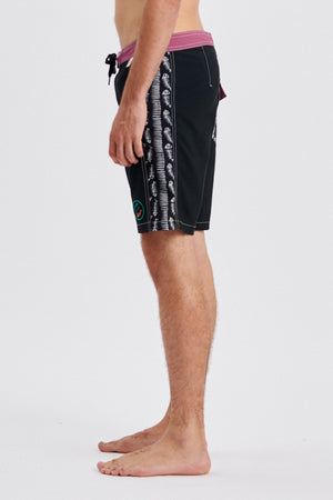 Critical Slide Boneyard 18" Panel Boardshort Black