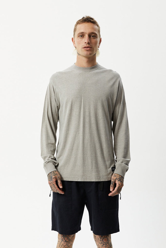 Afends Essential Hemp Retro L/S Tee Olive